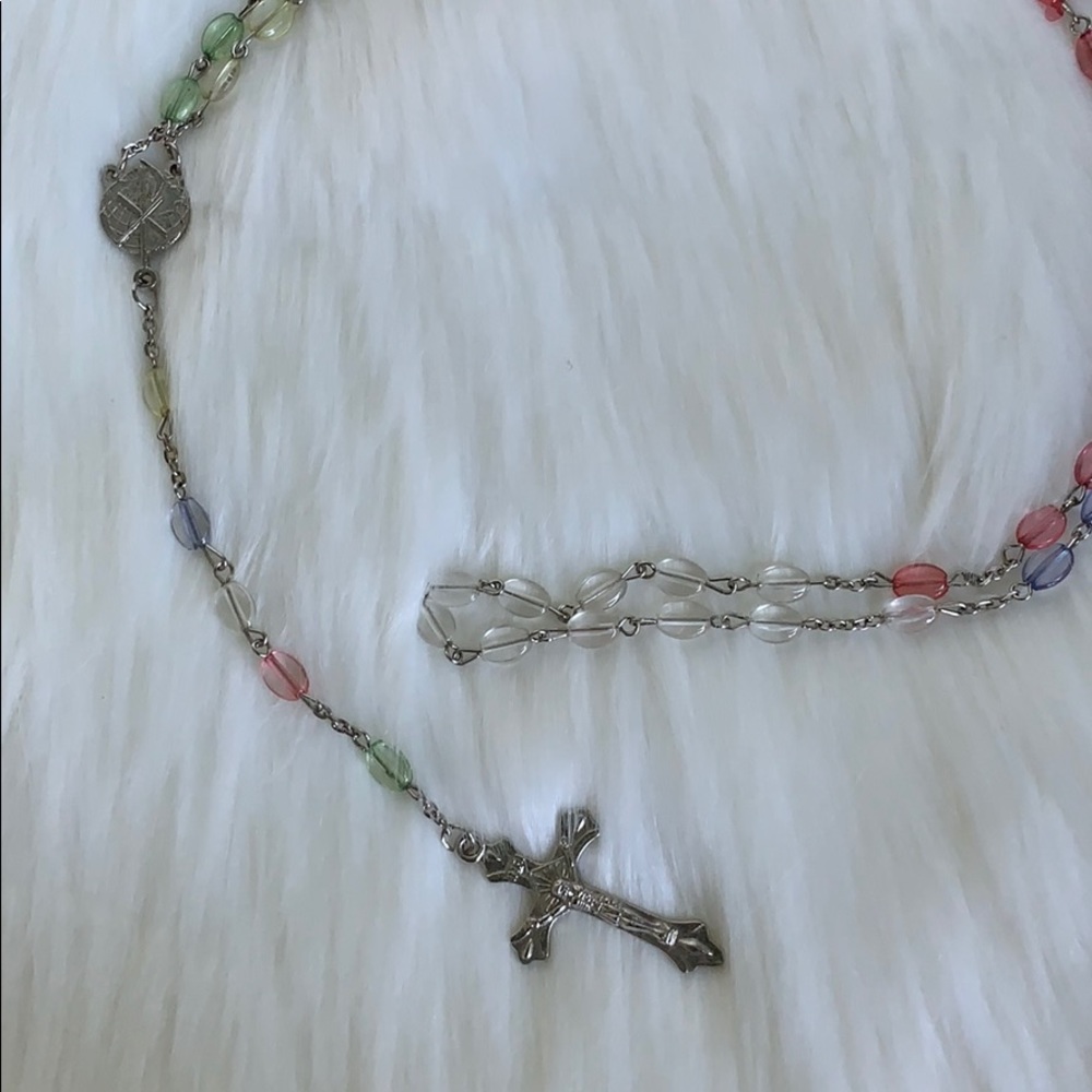 VINTAGE- LONG ROSARY BEADS WITH JESUS CROSS - Picture 2 of 12